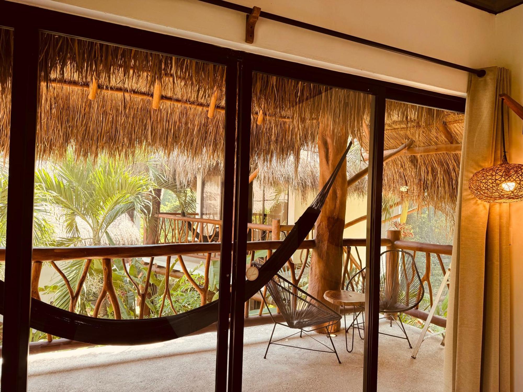 Hotel Amarbacalar *